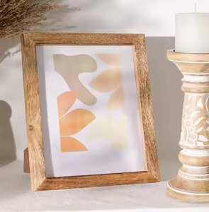 Marco de Fotos de Madera Hecho a Mano de Alta Calidad con Cubierta de Vidrio para Protección y Decoración del Hogar - Product Image 2