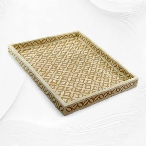 La bandeja de servicio con incrustaciones de hueso hechas a mano más vendidas, bandeja decorativa elegante para mesa de centro de comedor y regalos de la India - Product Image 4
