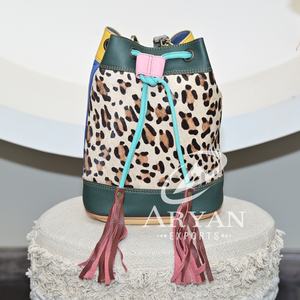 Bolso bandolera de cuero reciclado con estampado de animales hecho a mano para mujer, bolso colorido con cordón de cuero, nueva moda - Product Image 1