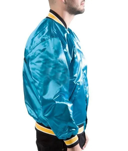 แจ็คเก็ตบอมเบอร์ผ้าซาตินแบบกำหนดเองสำหรับผู้ชาย แจ็คเก็ตฤดูหนาวระบายอากาศได้ดีสำหรับผู้ชาย ไซส์พลัส พร้อมงานปักไหมพรมแบบกำหนดเอง - Product Image 2