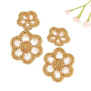 Boucles d'oreilles en perles Flamingo Designer pour femmes patriotique Memorial Day Orange blanc bleu couleur tissu matériel - Product Image 5