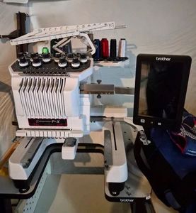 Máquina de Bordar Computarizada Broother Entrepereneur Pro X PR1050X Nueva - Product Image 1