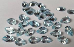 Topaze Bleu Ciel Naturelle taille mm Poire Facette 3x5mm-Topaze Bleu Ciel en vrac Poire - Product Image 5