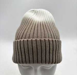 หมวกไหมพรมถักสำหรับผู้ชายไล่ระดับสีสำหรับผู้หญิง2025ไหมพรมถักสำหรับฤดูใบไม้ร่วงฤดูหนาว - Product Image 1