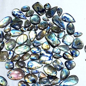 Lote de piedras preciosas sueltas de cabujón de labradorita de cuarzo natural pulido a mano para la fabricación de joyas hechas a mano por artesanos - Product Image 6