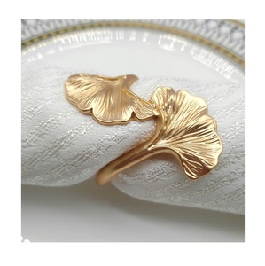 Anneaux de serviette de haute qualité disponibles en vente entière prix vaisselle décor anneaux de serviette anneau de serviette en laiton décoration de table fantaisie - Product Image 4