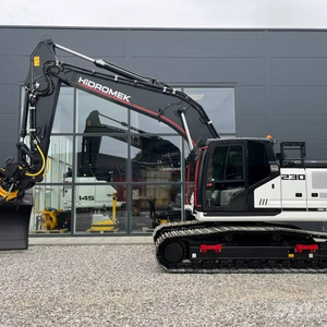 Retroexcavadora Usada Hidromek HMK 230 4x4 |   Motor Diésel Turbo |   Maquinaria de Construcción con Certificación CE en Venta - Product Image 1