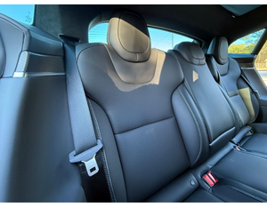 Tesla Model S Plaid Coupé Turbo AWD 2023, faible kilométrage, sièges en cuir, boîte automatique, conduite à gauche, essence, état neuf - Product Image 5