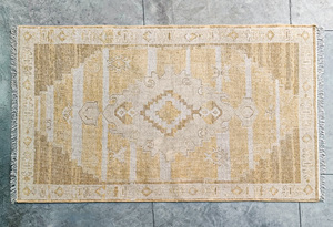 Tapis en fil PET recyclé tissé à la main pour l'extérieur de dernière génération Rangoli Tapis de sol coloré pour la décoration intérieure au meilleur prix - Product Image 4