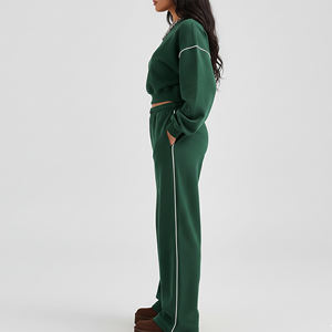 Alta calidad por encargo Color sólido Crop Top sudadera y Jogger conjunto transpirable 2 piezas 100% algodón Streetwear chándal - Product Image 2