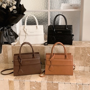 Bolso de Hombro de Lujo Impermeable con Nuevo Diseño 2026, Bolso de Mano de Diseñador para Mujer, Personalizable, para Oficina, Negocios y Viajes - Product Image 1