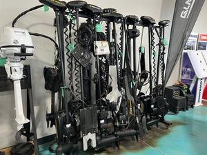 Meilleure offre Minns Kotas 1368900 Ultrex Quest 90/115 Lb. Sondeur de pêche Thrust, arbre de 45 pouces, sonar Chirp à double spectre, 100% original - Product Image 6