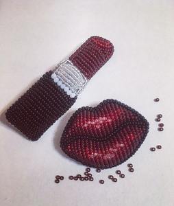 Breloques de sac en alliage |   Porte-clés lumineux coloré et amusant avec des perles |   Pierres précieuses tendance Perles vintage |   Durable, imperméable, écologique - Product Image 5