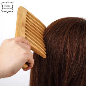 Peine de bambú reciclable ecológico con logotipo personalizable, peine de madera biodegradable sin estática con dientes anchos, mango de PC para el hogar en caja - Product Image 4