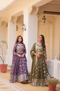 Lehenga choli ชุดงานเย็บปักถักร้อยที่ทันสมัยราคาดีที่สุดชุดปาร์ตี้งานแต่งงานอินเดียปากีสถานชุดผ้าไหมทำจากผ้าไหม - Product Image 5