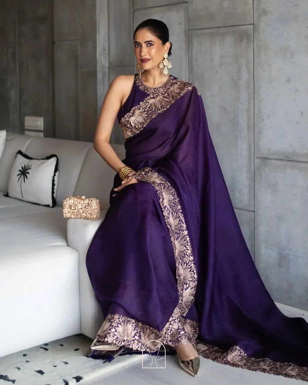 Altın Zari nakış ve payetler ile mor renk yumuşak ipek Saree çalışma, tasarımcı düğün fonksiyonu Saree giymek, parti kıyafeti sari.