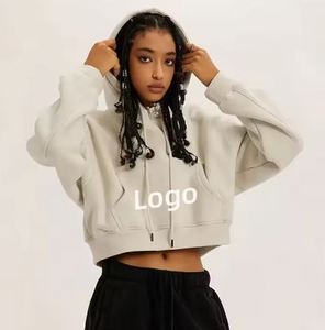 Sweat-shirt à capuche court en coton éponge avec logo personnalisé Design 3D en relief Sweats à capuche courts brodés Boxy pour femmes - Product Image 3