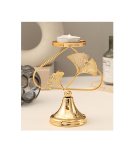 Candelabros de metal de color dorado de calidad superior, Juego de 2 candelabros de diferentes tamaños a precios atractivos - Product Image 5