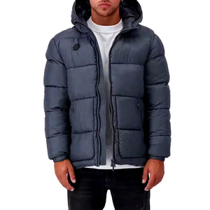 Vestes matelassées pour hommes les plus vendues Logo personnalisé Design unique Manches longues à capuche Fabriquées en toile durable Répondant à la demande des clients - Product Image 2