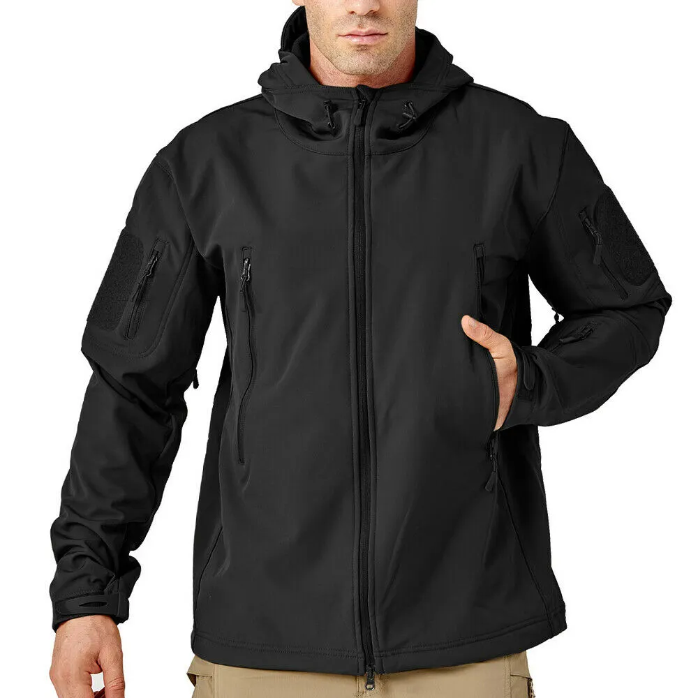 Hot Selling 2023 Wholesale Professionele Aangepaste Logo Afdrukken Nieuw Ontwerp Full Mouwen Goedkope Prijs Mannen Softshell Jack