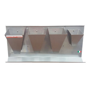 Acciaio inossidabile Made in Italy attrezzatura per la macellazione di alta qualità coni per uccidere il pollame montaggio a parete CS4.M in vendita - Product Image 4