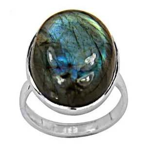 Anillo de Plata 925 para Hombre con Granate de Corte Ovalado, Engaste en Bisel, Estilo Bohemia, Hipoalergénico, Resistente al Deslustre, Anillo de Declaración con Colores Vibrantes - Product Image 1