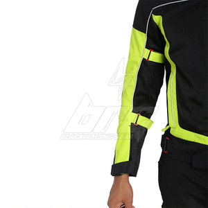 Veste textile moto avec impression de logo personnalisée Vestes moto textile qualité supérieure fabriquées au Pakistan - Product Image 4