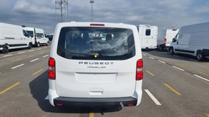 Peugeot Traveller L3H1 2025, Versión Renovada, VIP Business, Diésel 2.0L, Automático de 8 Velocidades, Minibús de 7 Plazas - Product Image 2