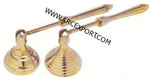 Extincteur à bougie en laiton avec manche en bois, luxe, vente en gros, meilleure qualité, décoration, extincteur à bougie standard, fournitures en provenance d'Inde - Product Image 4