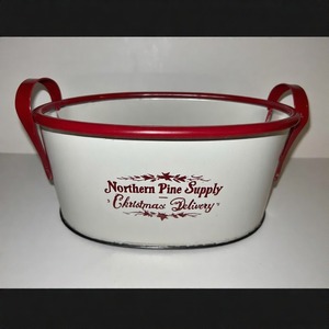 Maceta Whispering Pine Path diseñada en metal duradero para exhibiciones de porche festivas, verdes de invierno y decoración de entrada de vacaciones - Product Image 5