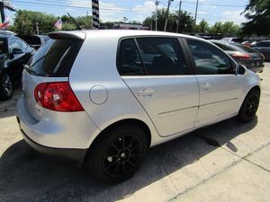 2009 para Rabbit 4 Puertas AWD Turbo R16 Asientos de Tela Interior Claro - Product Image 3