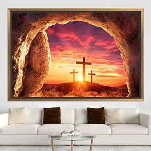Arte en Lienzo con Cruz Cristiana: Paisaje al Amanecer Impreso en Lienzo, LIENZO ENMARCADO EN DORADO - Product Image 1