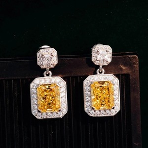 ต่างหูเพชรมอยส์ซอไนท์สีเงินสเตอร์ลิง925สั่งซื้อตามต้องการความใสระดับสเตนเลสหลักหินของขวัญที่สมบูรณ์แบบสำหรับเธอ - Product Image 3