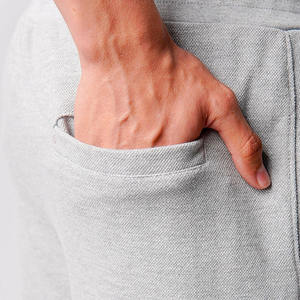 Pantalones de chándal de punto personalizados para hombre con tela de peso pesado Pantalones de chándal Hip Hop Joggers Pantalones apilados para hombres - Product Image 5