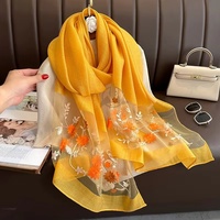 Nouveau Foulard Carré en Soie 220g Multifonctionnel Imprimé Floral Ethnique Personnalisé de Haute Qualité pour Femme Musulmane Printemps-Automne