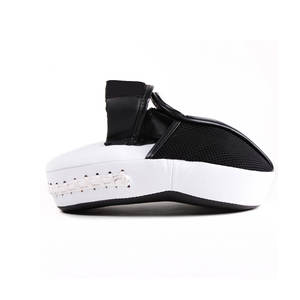 Mitaines de poinçonnage de haute qualité en cuir durable mitaines de mise au point de boxe mitaines de poinçon à la main coussinets de mise au point pour le combat - Product Image 3