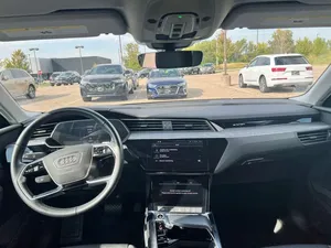 2021 Audi e-tron Premium - Product Image 3