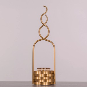 Elegant <b>Silver</b> Metal Luxury <b>Lantern</b> Handmade New Style Top Selling Candle Holder for Weddings Christmas Home Decoration - Product Image 1