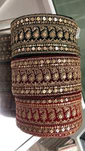 Rubans et lacets brodés à la machine, entièrement artisanaux, de couleur noire, avec des paillettes dorées, fabriqués à la machine, pour les robes de mariée, 10 pièces - Product Image 2