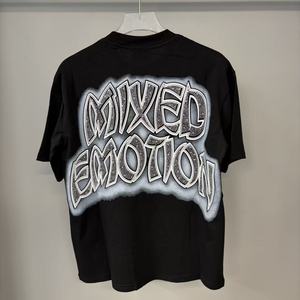 Camiseta de Hombre de Moda Urbana Retro MIXED EMOTION, Tejida en Algodón 100% de Alta Calidad, Diseño de Diseñador de Moda - Product Image 2