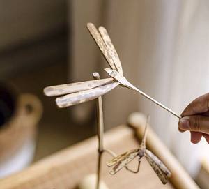 Libélula de bambú juguete para regalo hecho a mano más barato libélula de bambú autoequilibrante precio más barato - Product Image 3