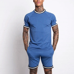 2025 hommes décontracté unisexe sport costumes séchage rapide piste Shorts et T-Shirt été deux pièces marque sport suivis costumes - Product Image 1