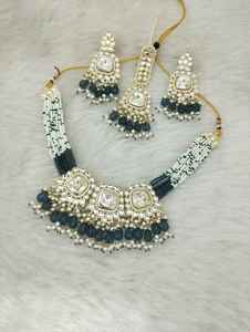 Conjunto de collar de gargantilla de perlas de compromiso de boda de estilo étnico de Bollywood chapado en oro para niñas, ropa de fiesta para mujeres - Product Image 2