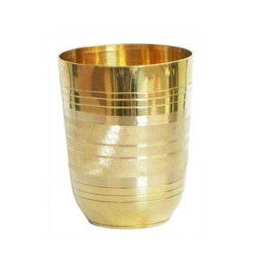 Vidrio brillante pulido para beber vino y cerveza, tamaño personalizado, fabricante hecho a mano, vidrio de latón de la mejor calidad para uso doméstico en utensilios de cocina - Product Image 3