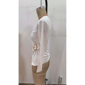 Blusa de viscosa de manga larga con cuello cruzado y detalle de hebilla para mujer, 28695 - Blanco - Product Image 5