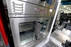 Original Stainless Steel Mobile Food Truck For Street Food And Fast Food Catering Services Available For Sale - Product Image 6