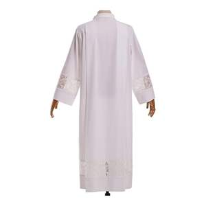 Traje de casulla litúrgica hecho a mano con conjunto de cuello a juego para clero católico y anglicano - Product Image 2