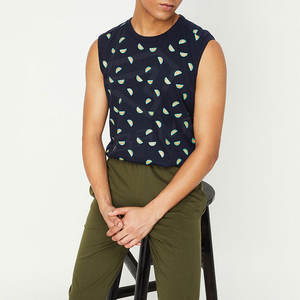 Camiseta sin mangas para hombre, talla grande, ajuste muscular, transpirable, ecológica, de secado rápido, informal, para entrenamiento, diseño sin mangas personalizable, estilo hip - Product Image 1