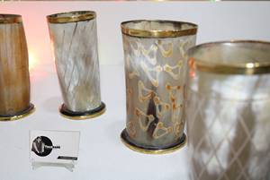 Pantalones cortos con bocina blanca, prémium - Product Image 2