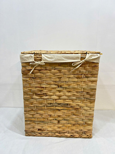 Panier de rangement artisanal en jacinthe d'eau naturelle, écologique, design rectangulaire polyvalent, style épuré, rangement de haute précision - Product Image 3